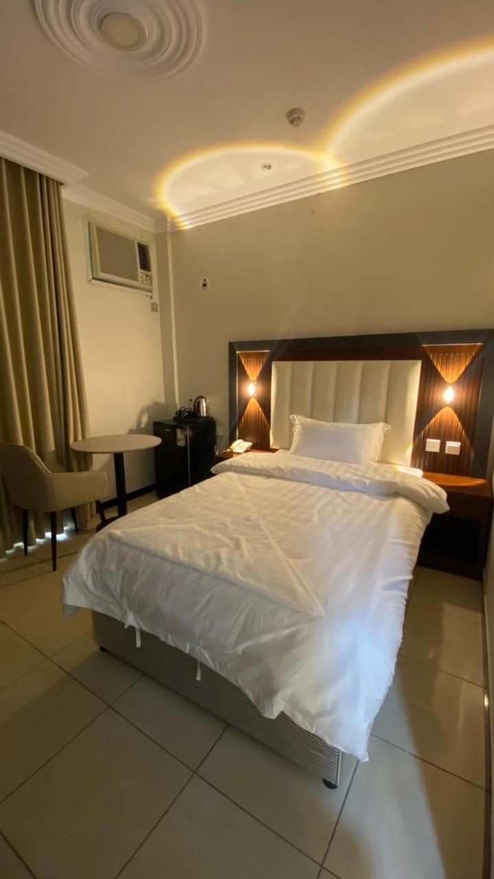 Diva Hotel 2 DDjeddah Extérieur photo